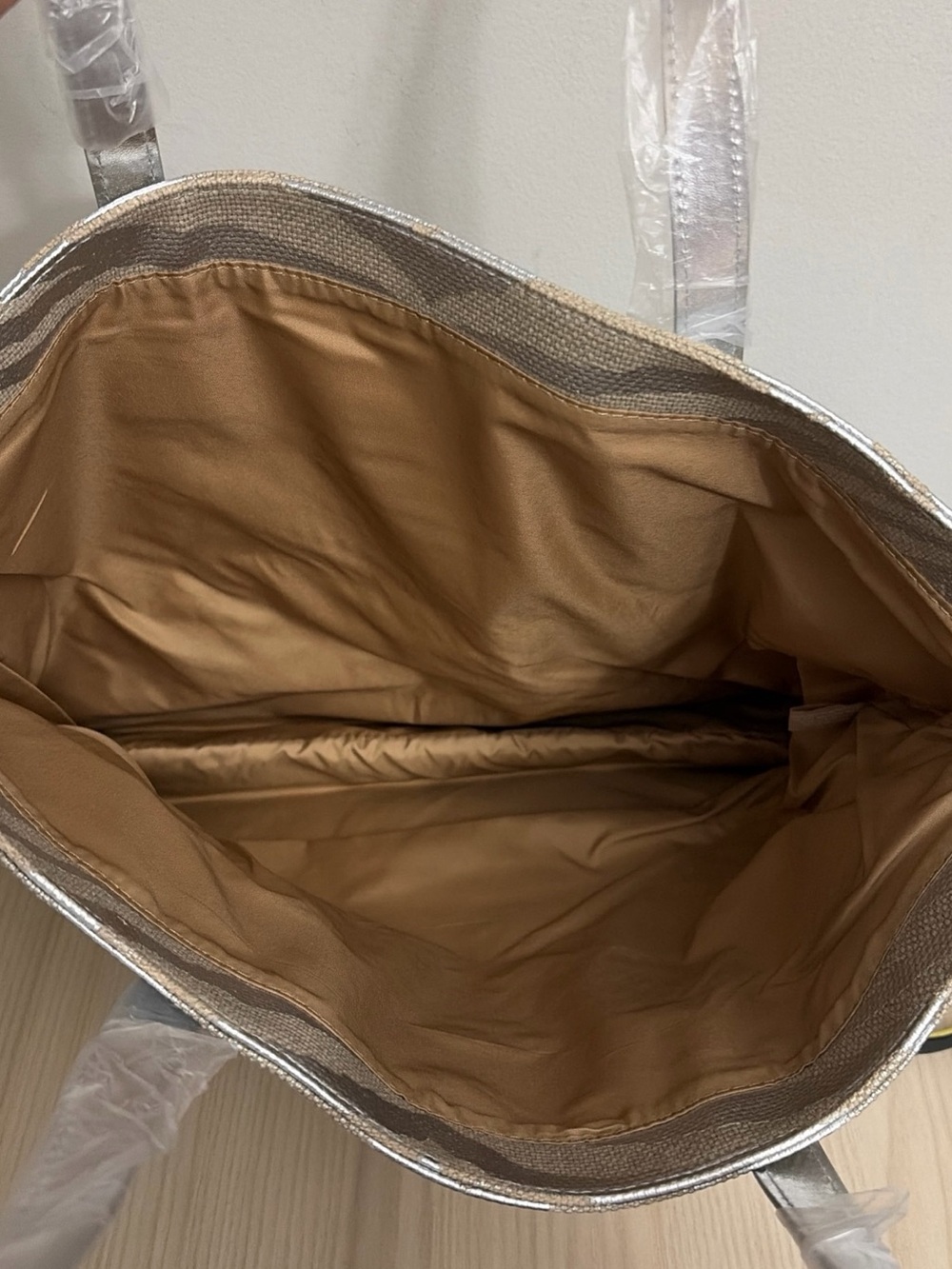 Michael Kors New! Zebra-Print Metallic Tote in Silver and Gold - Picture 7 of 9